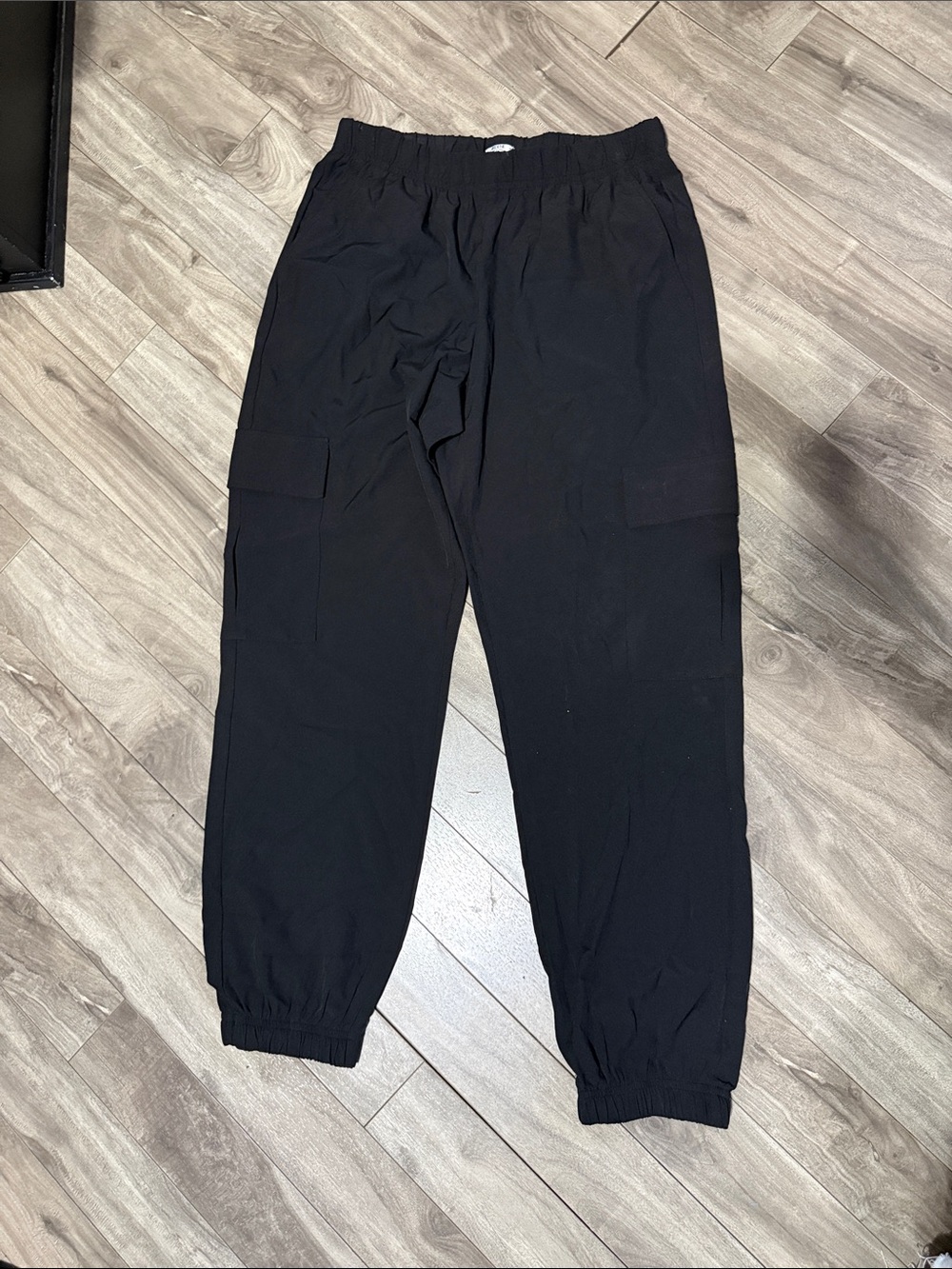 Ardene Black Elastic-Waist Cargo Joggers